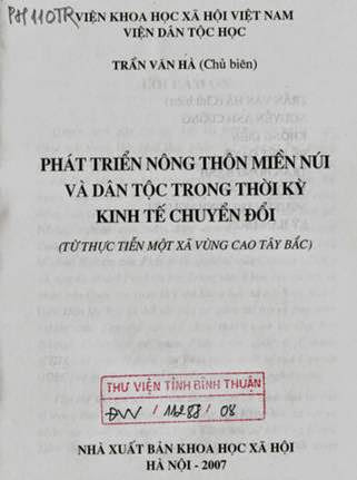 Phát Triển Nông Thôn Miền Núi Và Dân Tộc Trong Thời Kỳ Kinh Tế Chuyển Đổi - Trần Văn Hà, 371 Trang